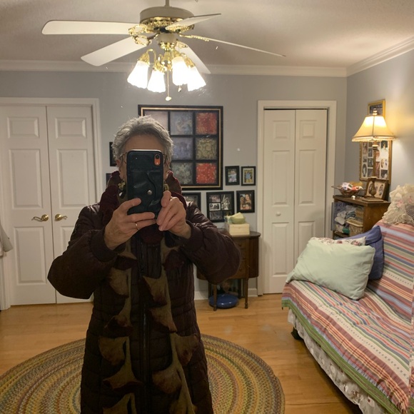 65” wool scarf/ accessory. Burgundy & taupe. Beautiful hand made piece. Perfect - Picture 3 of 8